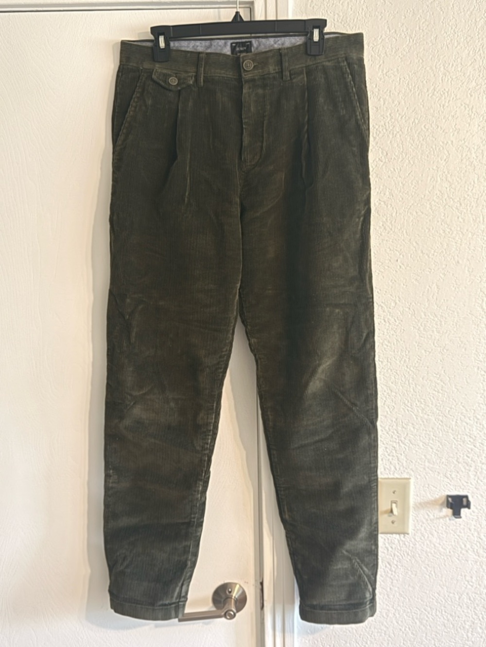 Men's J. Crew Olive Corduroy Pleated Pants
